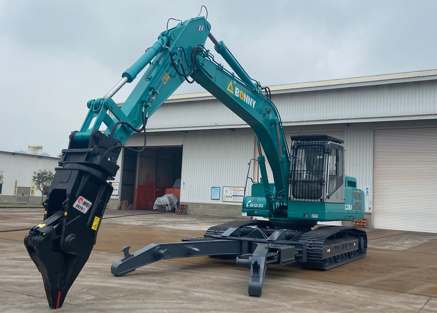 報(bào)廢汽車拆解機(jī).png 報(bào)廢汽車拆解機(jī).png