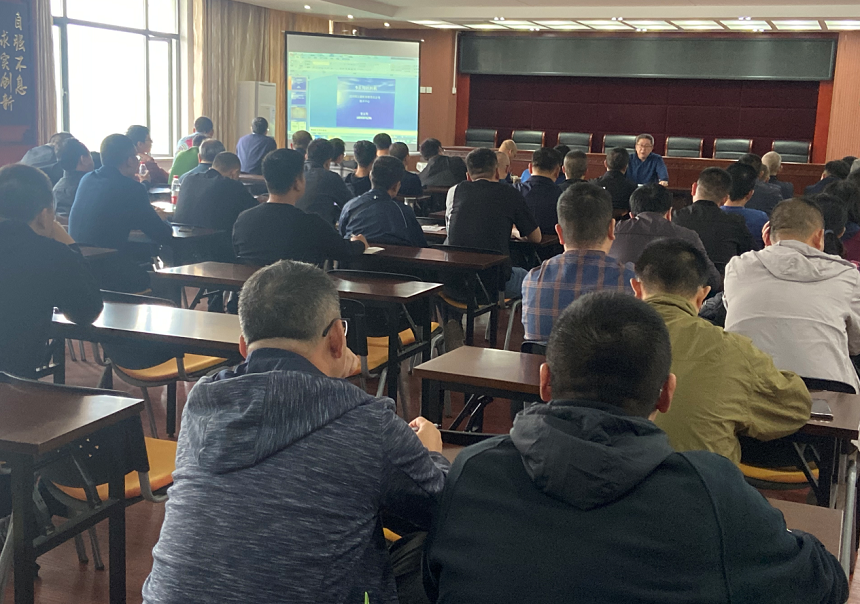 9系列產(chǎn)品培訓會.png