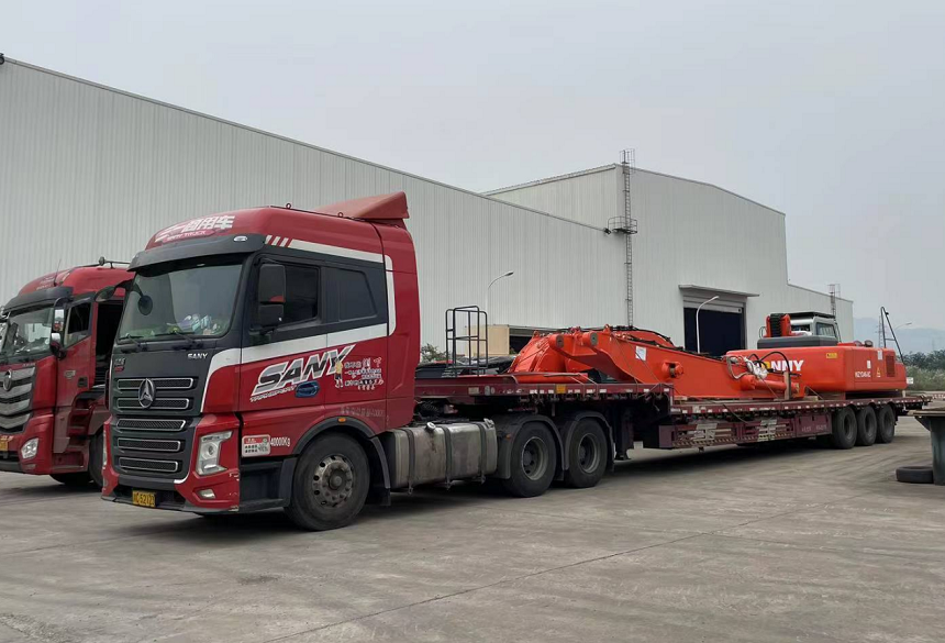 WZYD42-8電動抓鋼機(jī)發(fā)貨現(xiàn)場.png WZYD42-8電動抓鋼機(jī)發(fā)貨現(xiàn)場.png