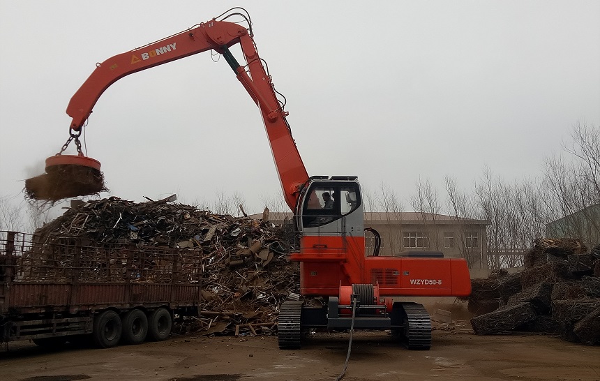 電動(dòng)抓鋼機(jī).jpg 電動(dòng)抓鋼機(jī).jpg